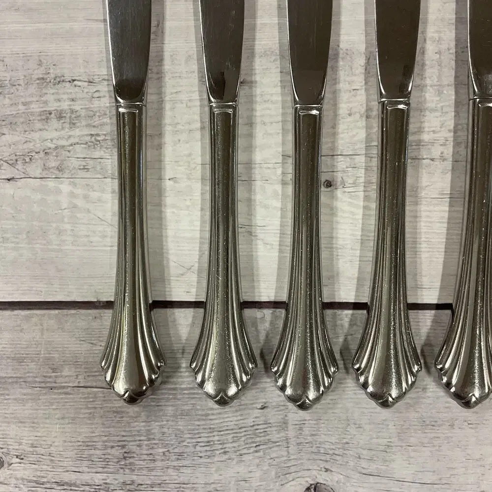 Oneida BANCROFT‎ Stainless Steel Flatware Set Of 7 Dinner Knives